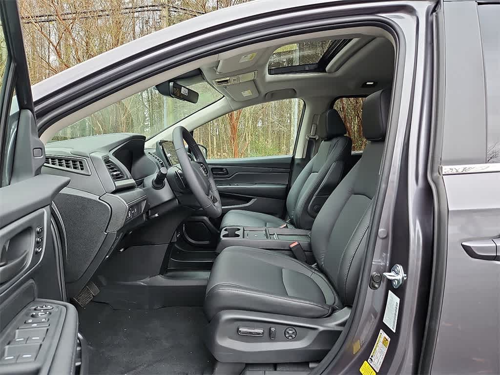 Thumbnail: 2026 Honda Odyssey - 9