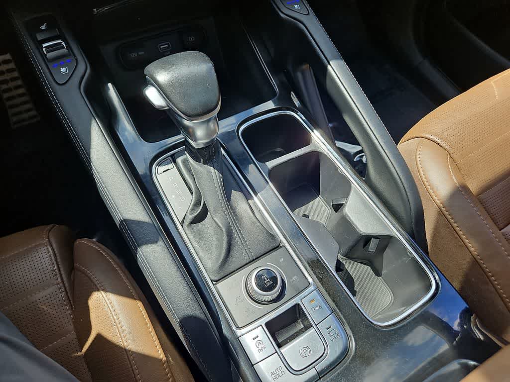 Thumbnail: 2020 Kia Telluride - 18