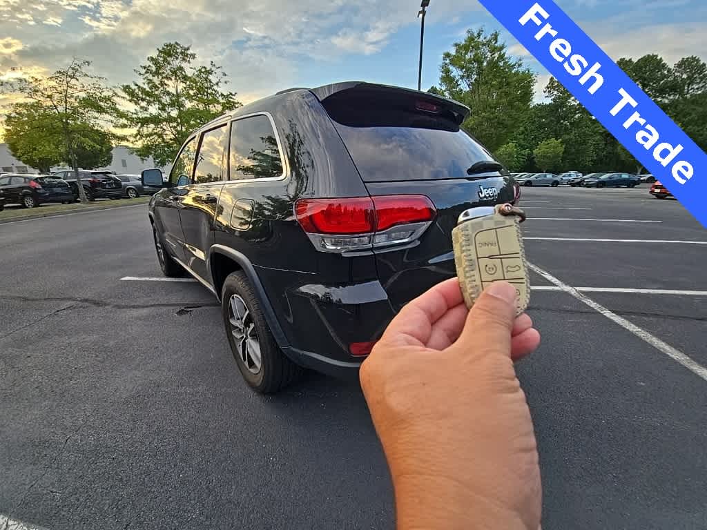 Thumbnail: 2020 Jeep Grand Cherokee - 4