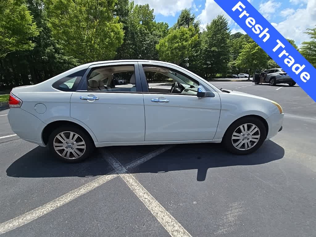 Thumbnail: 2010 Ford Focus - 7