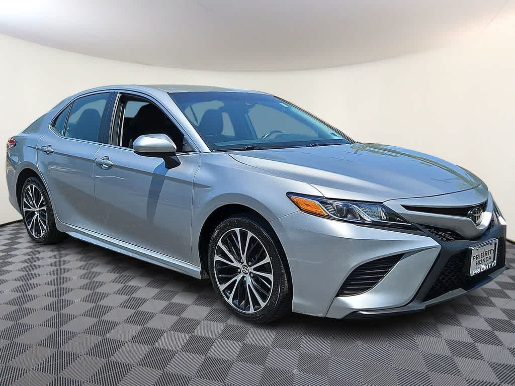 Thumbnail: 2020 Toyota Camry - 3