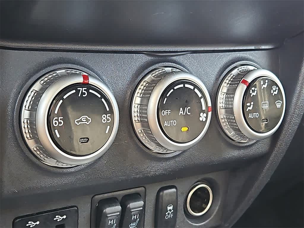 Thumbnail: 2021 Mitsubishi Outlander Sport - 15