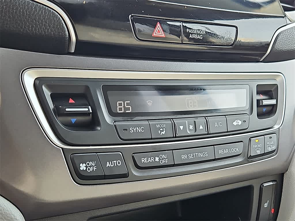 Thumbnail: 2021 Honda Pilot - 15