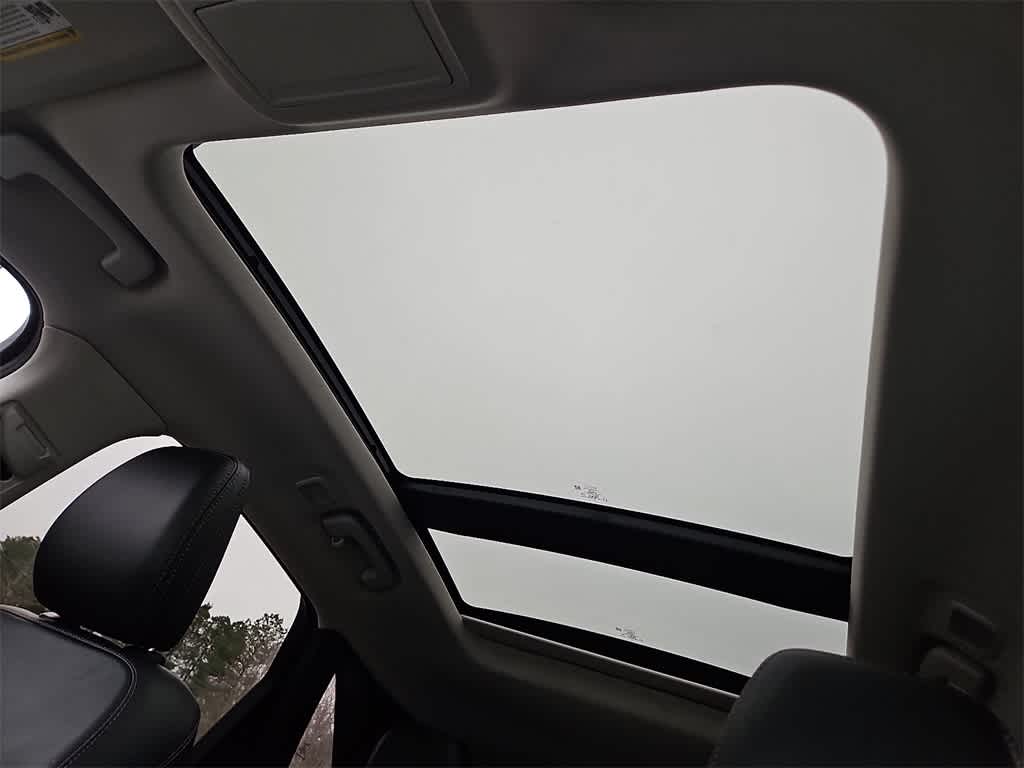 Thumbnail: 2021 Ford Escape - 25