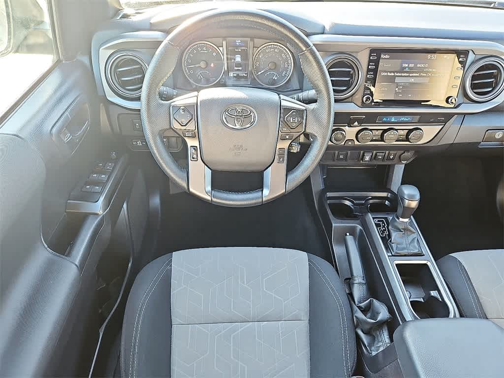 Thumbnail: 2022 Toyota Tacoma - 10