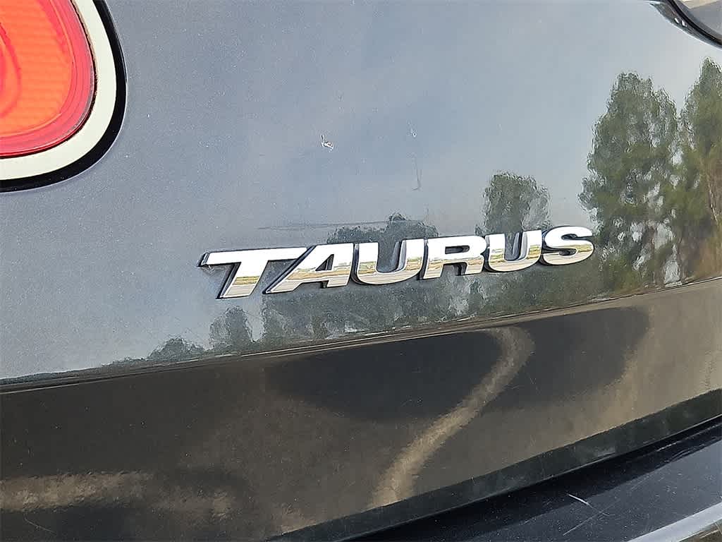 Thumbnail: 2011 Ford Taurus - 27