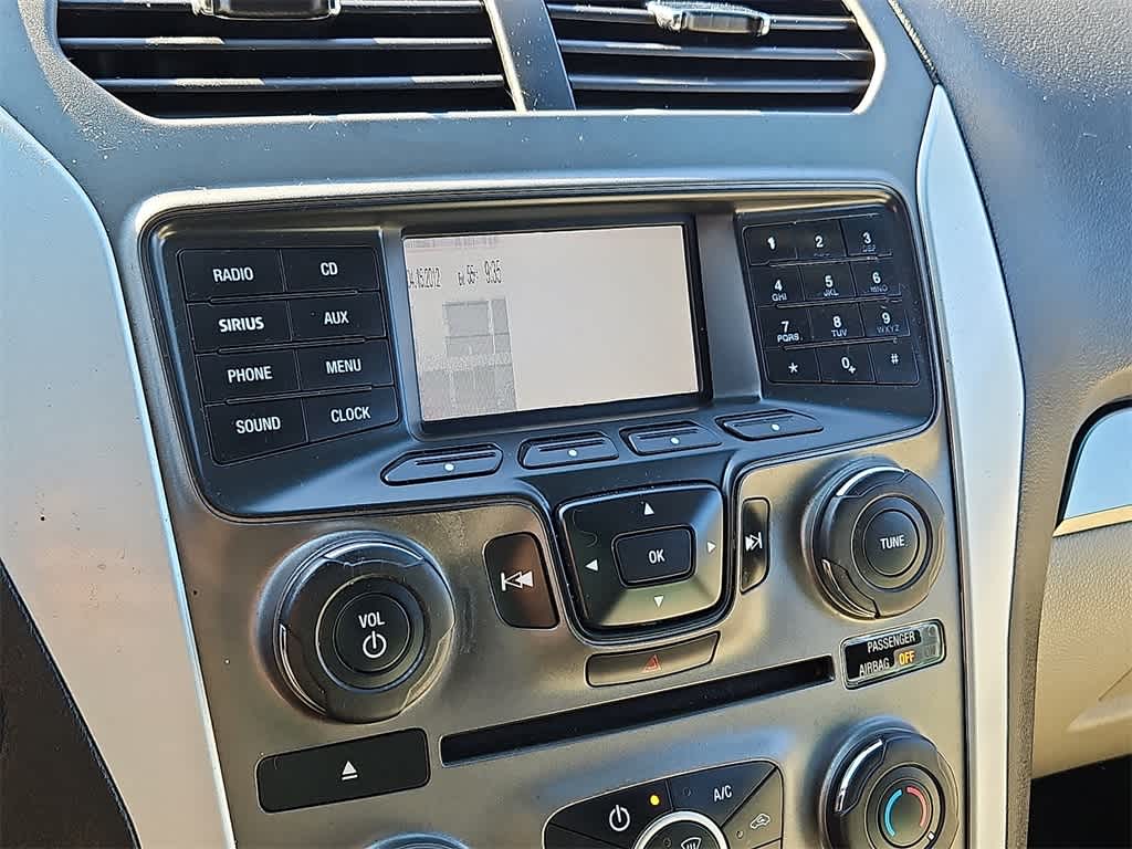 Thumbnail: 2014 Ford Explorer - 16