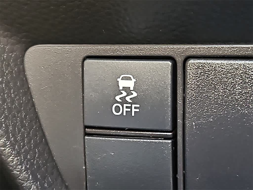 Thumbnail: 2025 Honda HR-V - 22