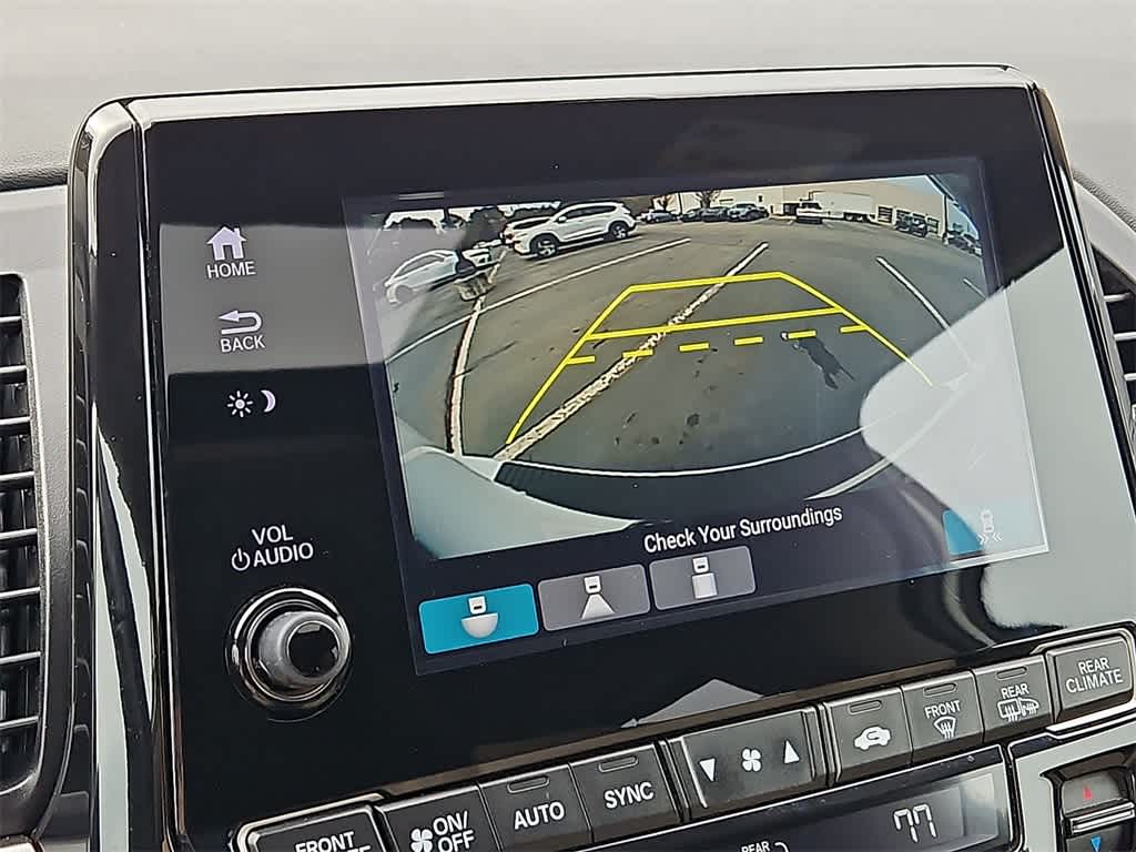 Thumbnail: 2018 Honda Odyssey - 18