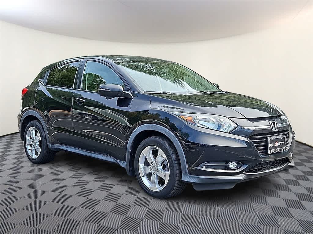 Thumbnail: 2016 Honda HR-V - 3