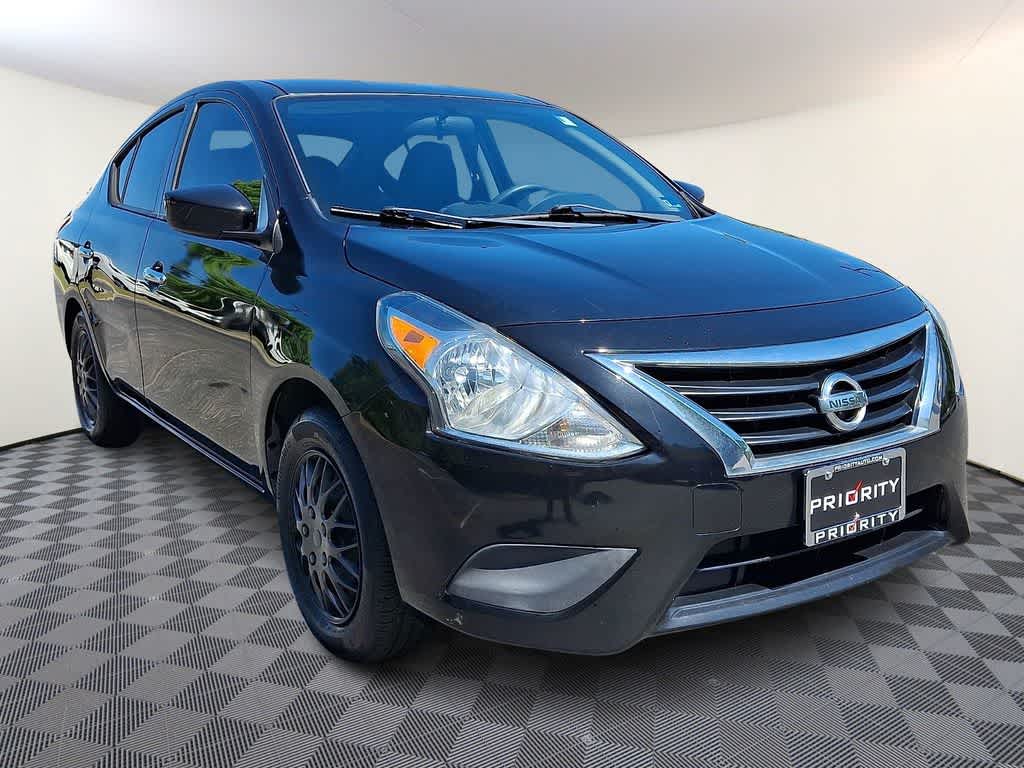 Thumbnail: 2019 Nissan Versa - 3