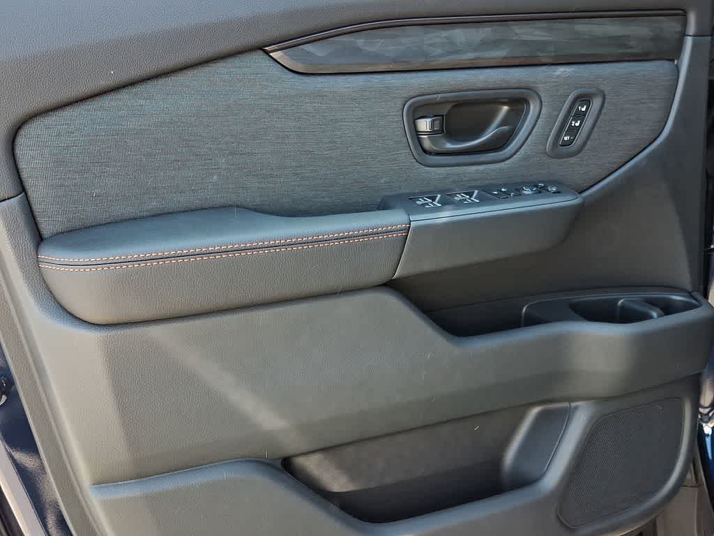 Thumbnail: 2026 Honda Passport - 8