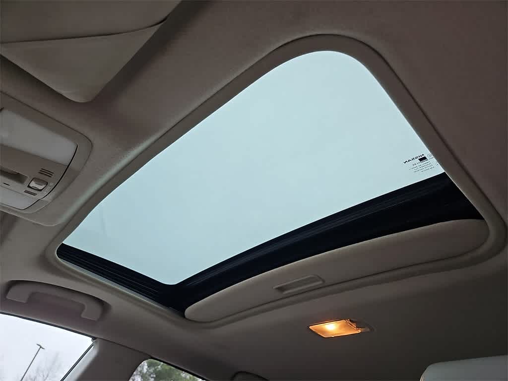 Thumbnail: 2010 Nissan Rogue - 12