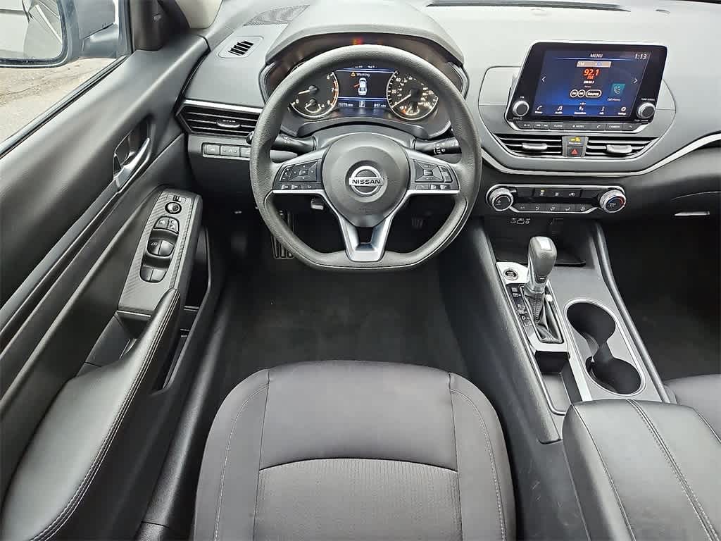 Thumbnail: 2022 Nissan Altima - 11