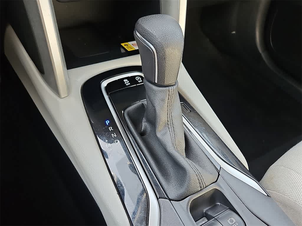 Thumbnail: 2022 Toyota Corolla Cross - 13