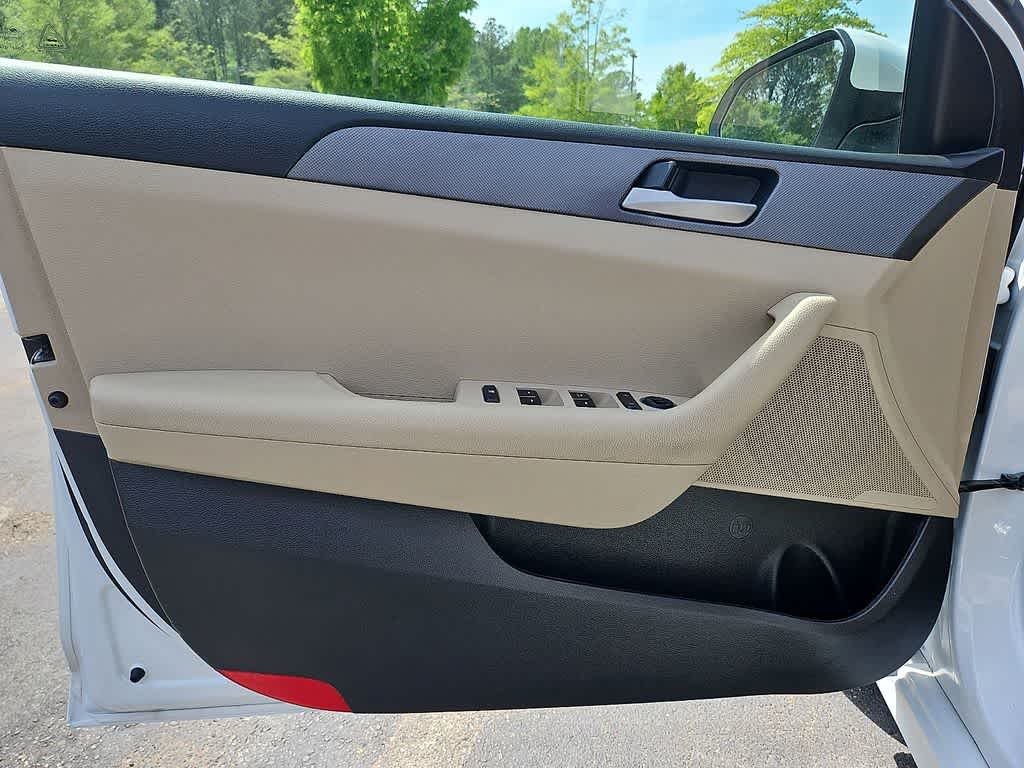 Thumbnail: 2018 Hyundai Sonata - 12