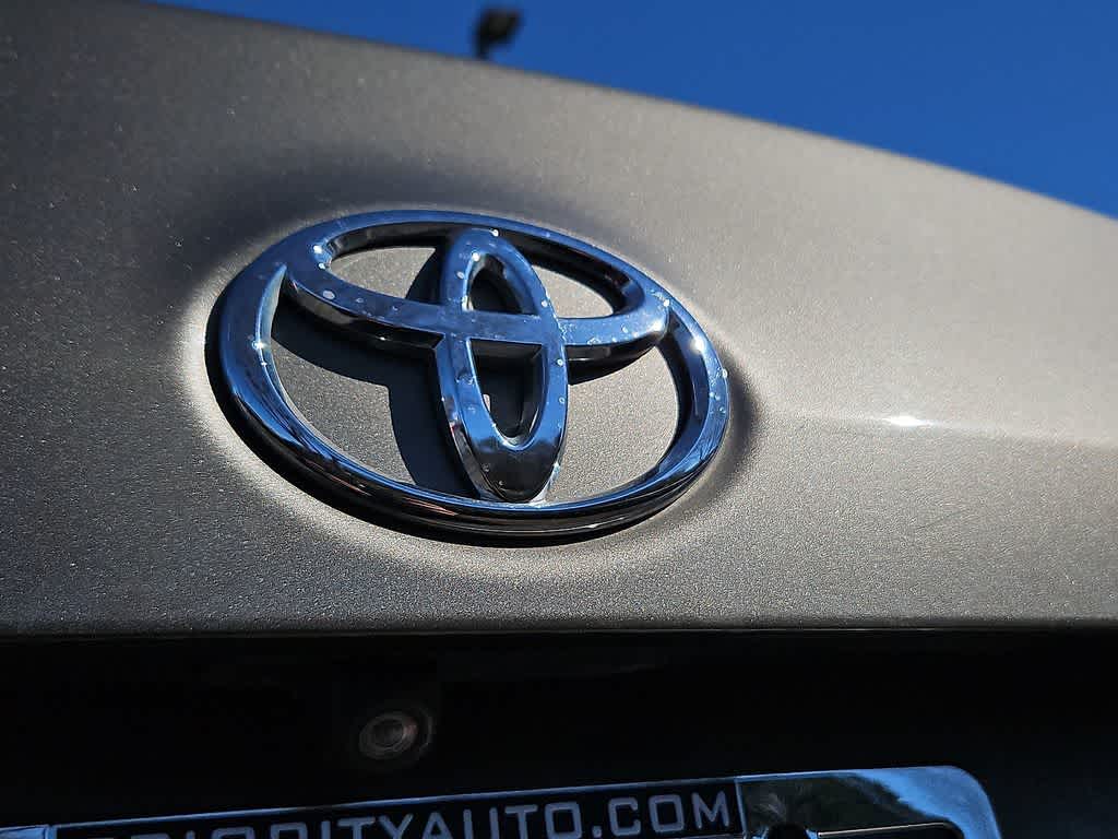 Thumbnail: 2017 Toyota Corolla - 24