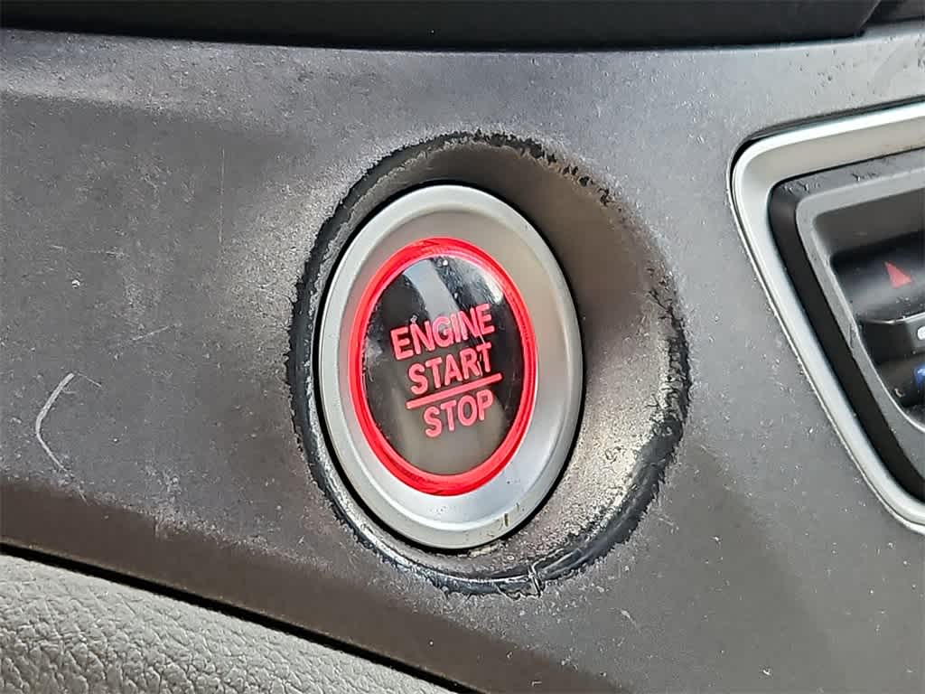 Thumbnail: 2017 Honda Pilot - 24