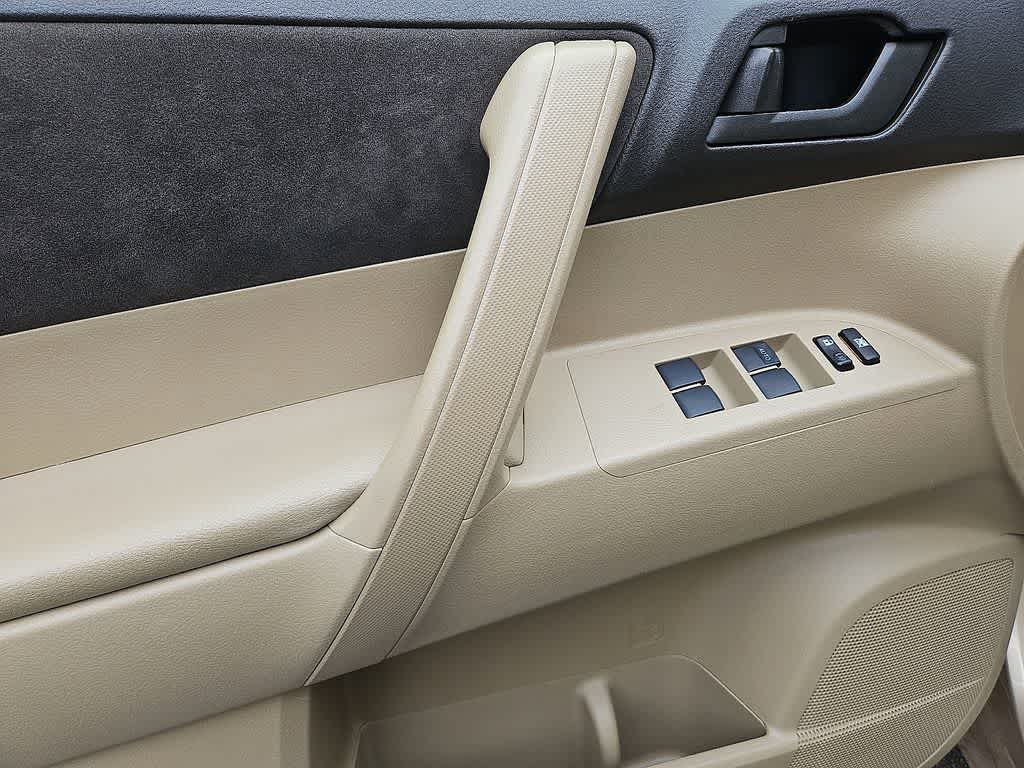 Thumbnail: 2008 Toyota Highlander - 11