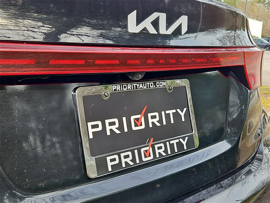 Thumbnail: 2024 Kia Forte - 24