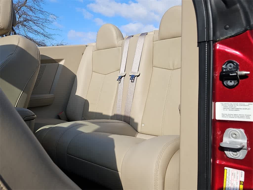 Thumbnail: 2011 Chrysler 200 - 9