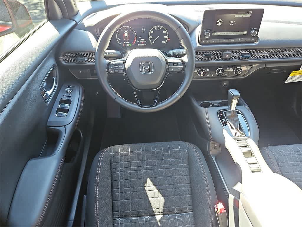 Thumbnail: 2025 Honda HR-V - 11