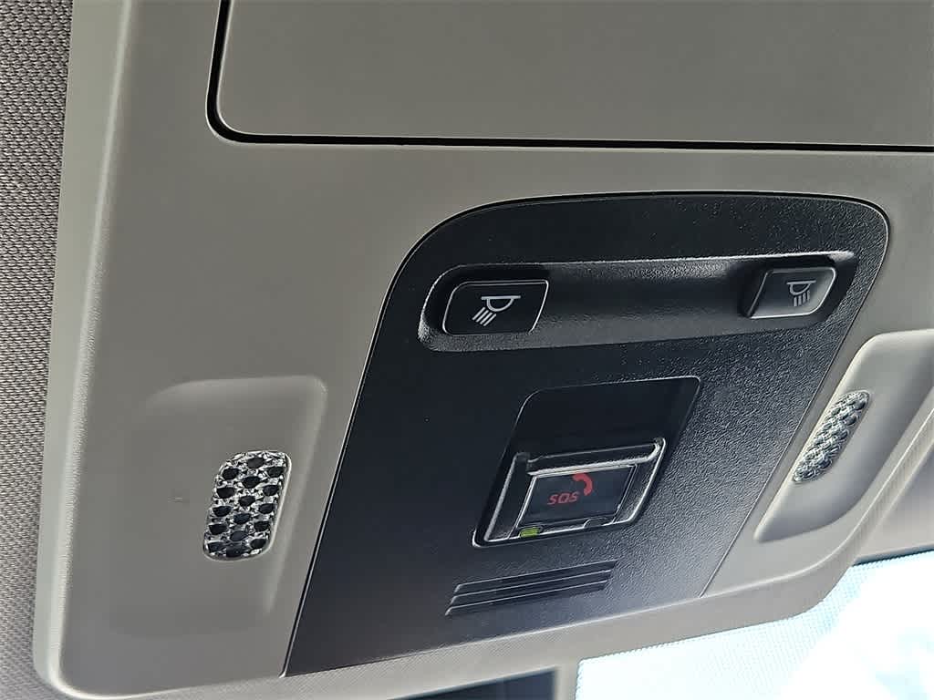 Thumbnail: 2022 Toyota Camry - 19