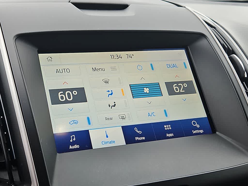 Thumbnail: 2019 Ford Edge - 16