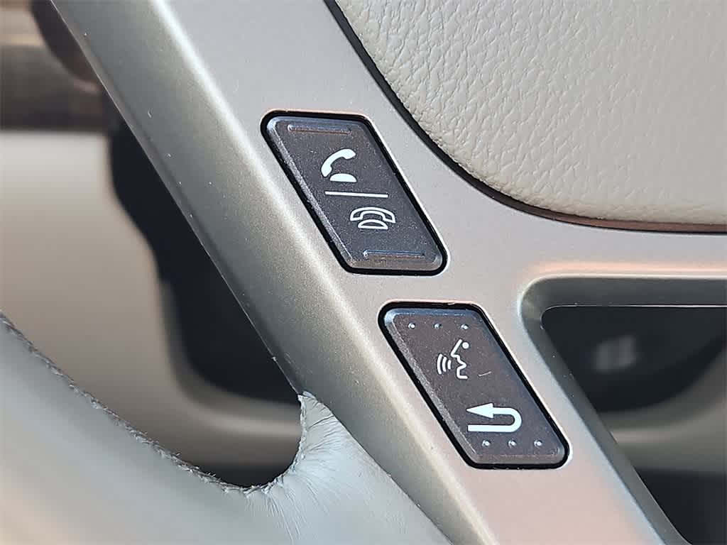 Thumbnail: 2011 Acura MDX - 22