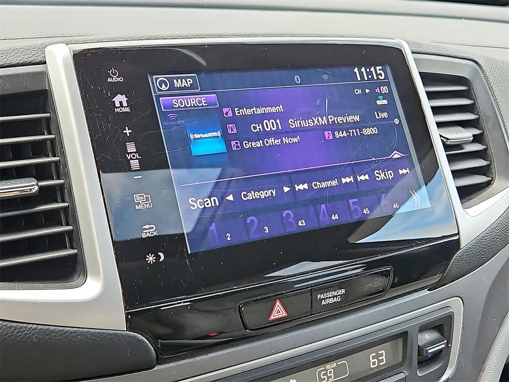 Thumbnail: 2017 Honda Pilot - 18