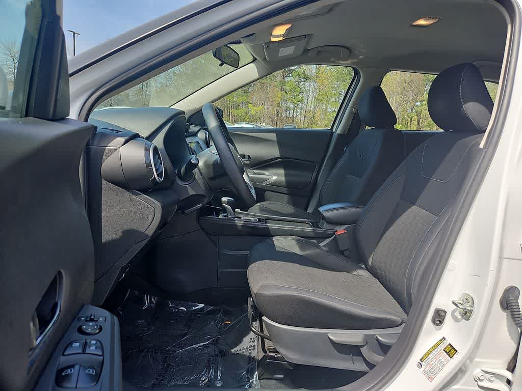 Thumbnail: 2023 Nissan Kicks - 14