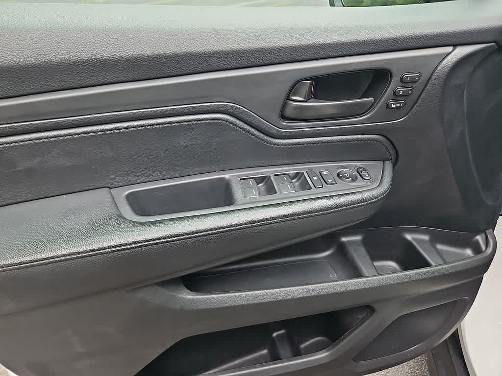 Thumbnail: 2025 Honda Odyssey - 15