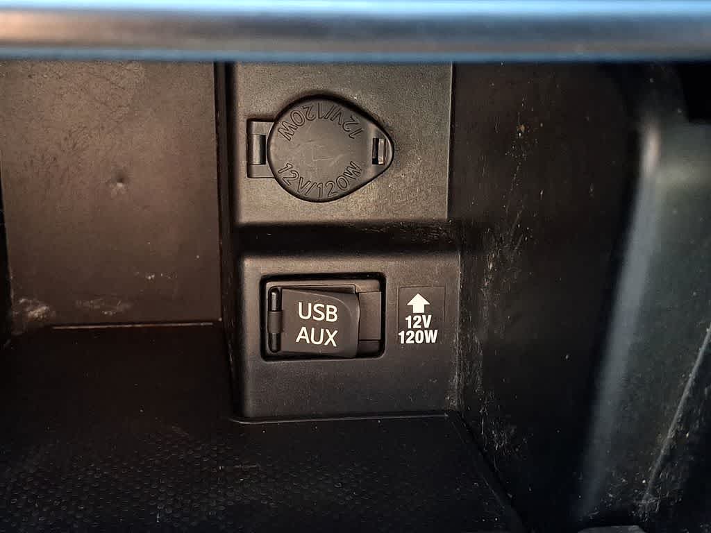 Thumbnail: 2014 Toyota Camry - 22