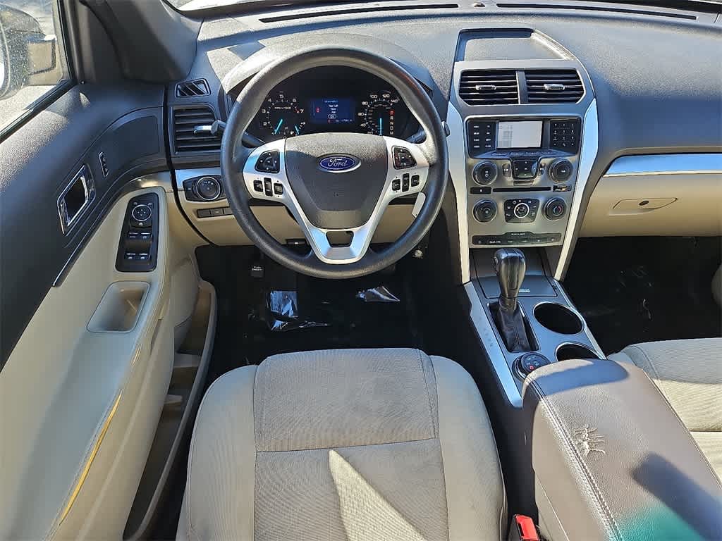 Thumbnail: 2014 Ford Explorer - 11