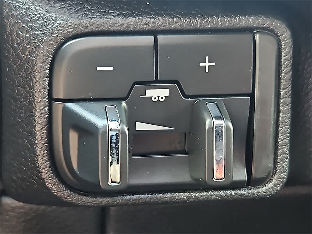 Thumbnail: 2021 Dodge Durango - 25