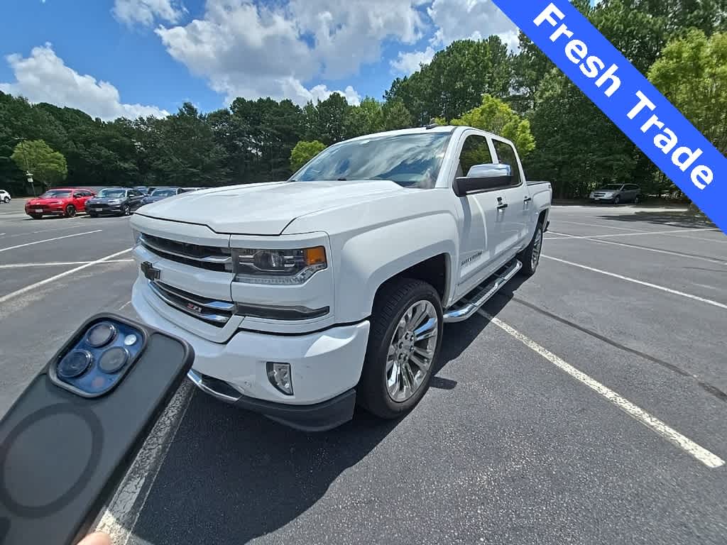 Thumbnail: 2017 Chevrolet Silverado 1500 - 2