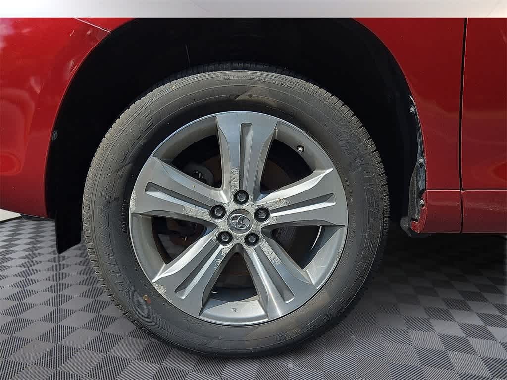 Thumbnail: 2009 Toyota Highlander - 8
