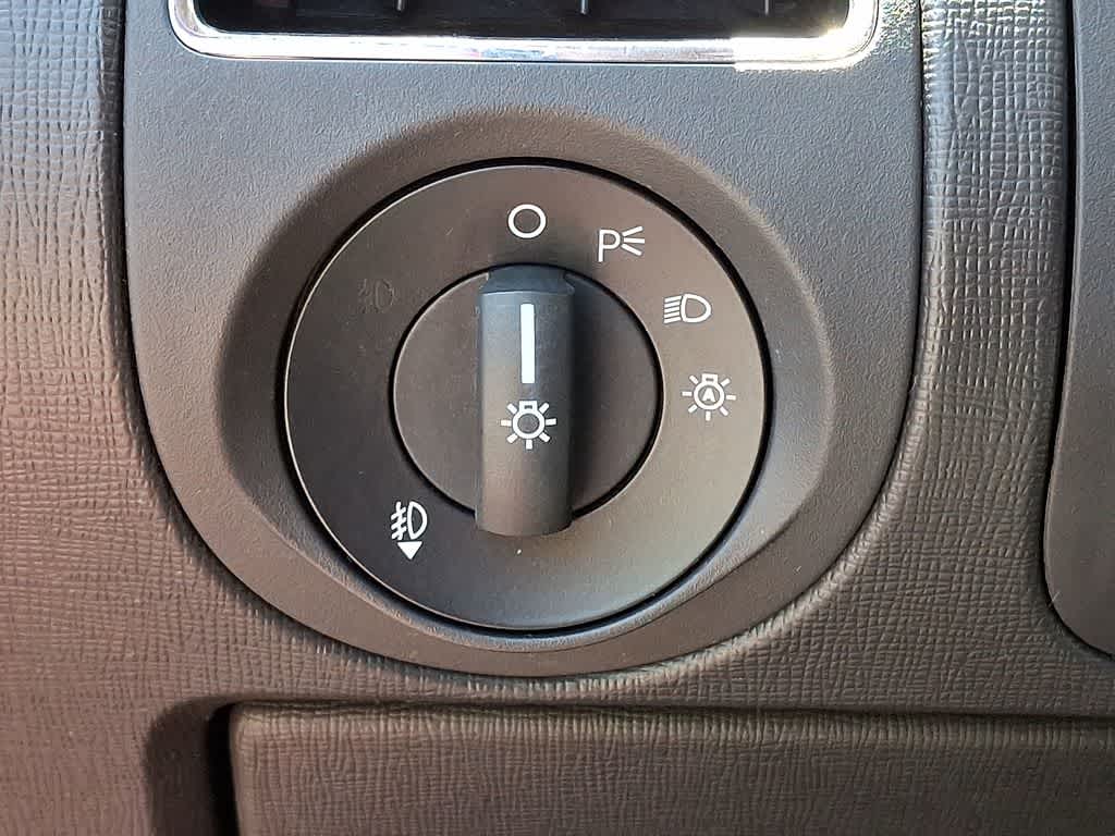 Thumbnail: 2011 Ford Flex - 25