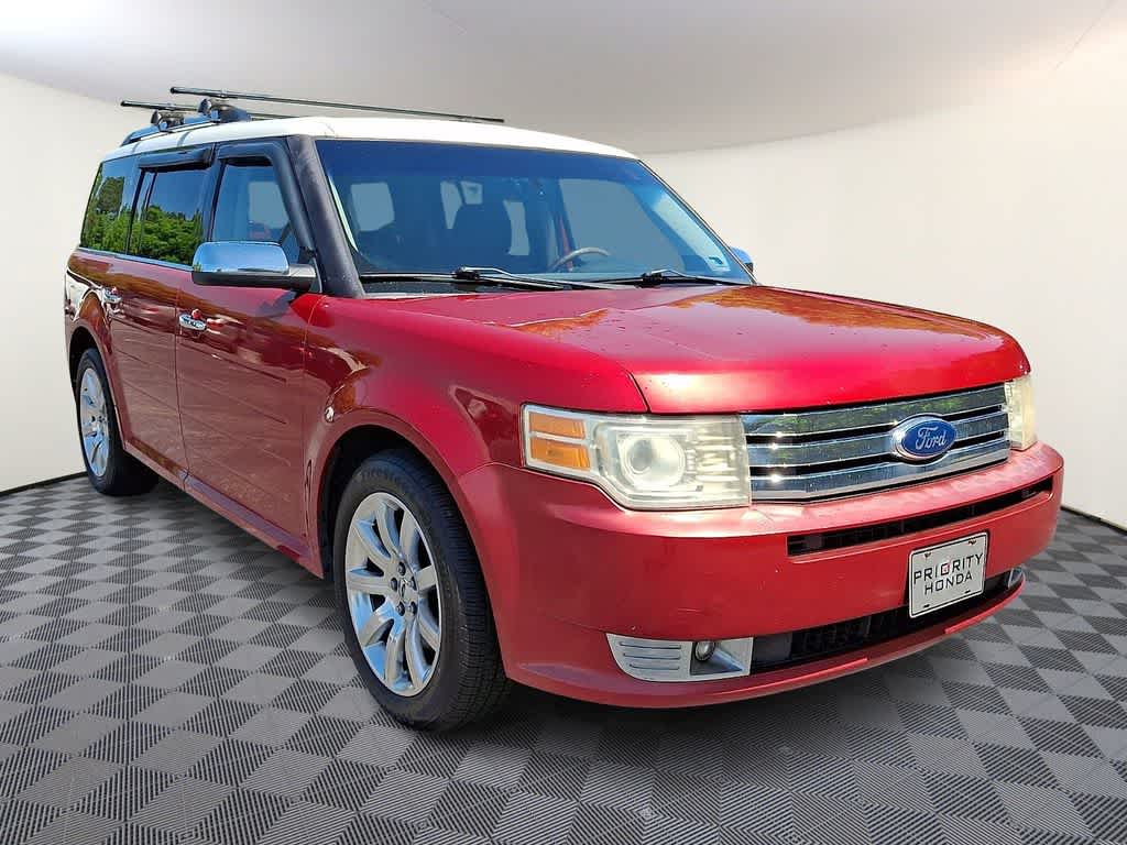 Thumbnail: 2011 Ford Flex - 3