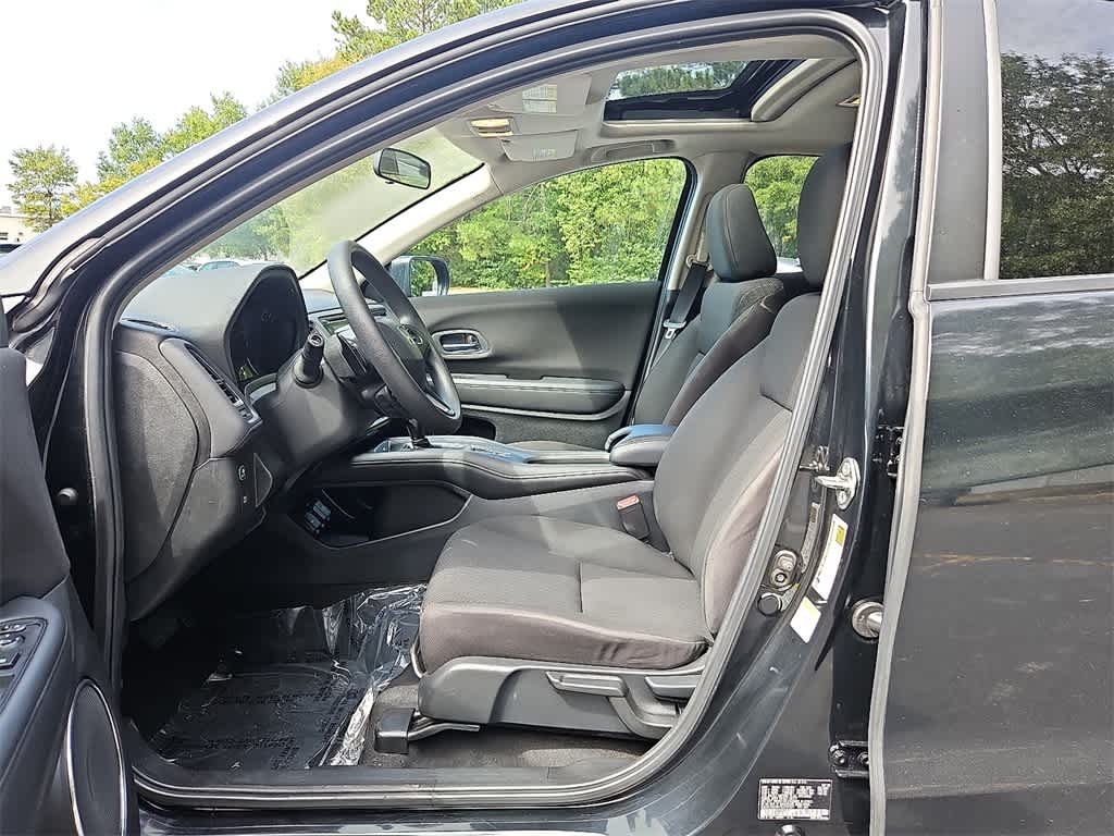 Thumbnail: 2016 Honda HR-V - 13