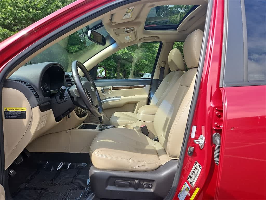 Thumbnail: 2012 Hyundai Santa Fe - 13