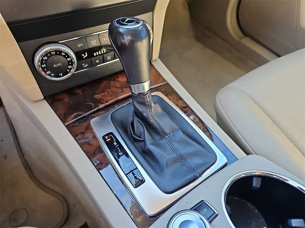 Thumbnail: 2011 Mercedes-Benz GLK - 13