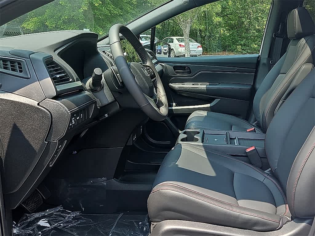 2025 Honda Odyssey Sport 11