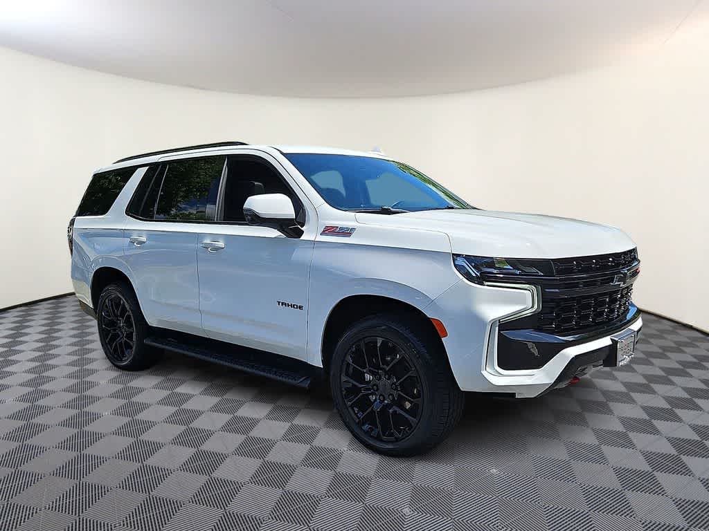 Thumbnail: 2023 Chevrolet Tahoe - 3