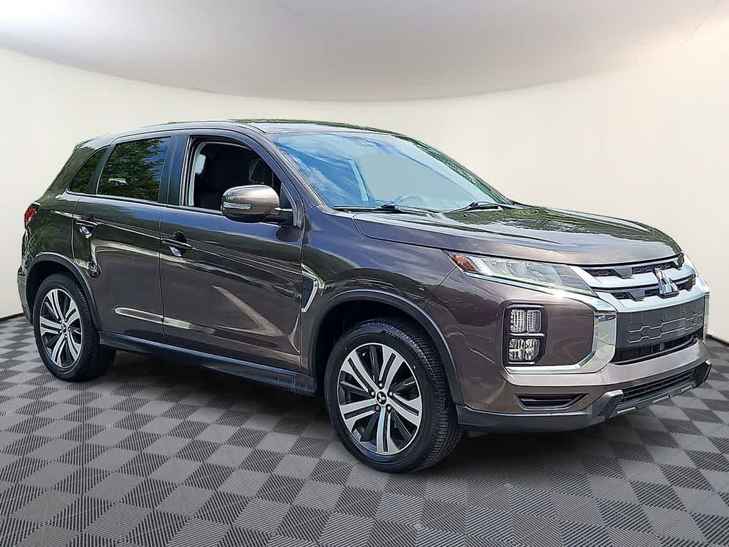 Thumbnail: 2020 Mitsubishi Outlander Sport - 3