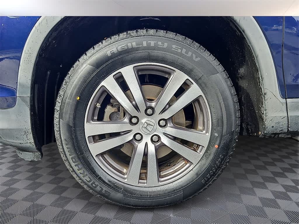 Thumbnail: 2017 Honda Pilot - 8