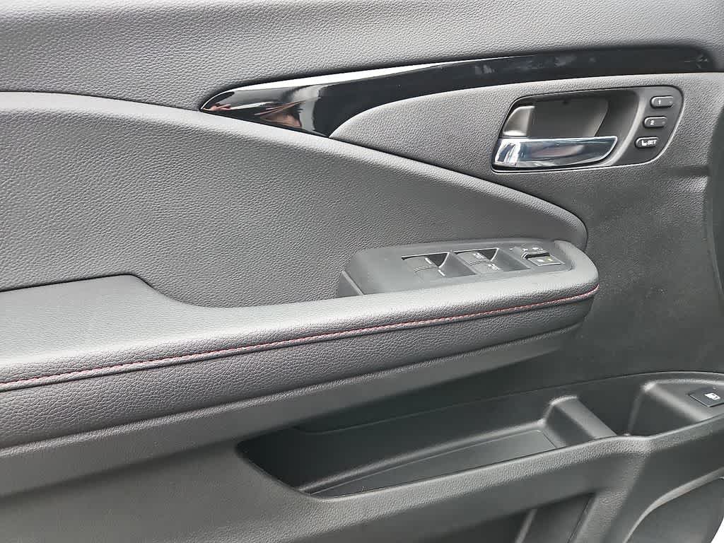 Thumbnail: 2026 Honda Ridgeline - 8