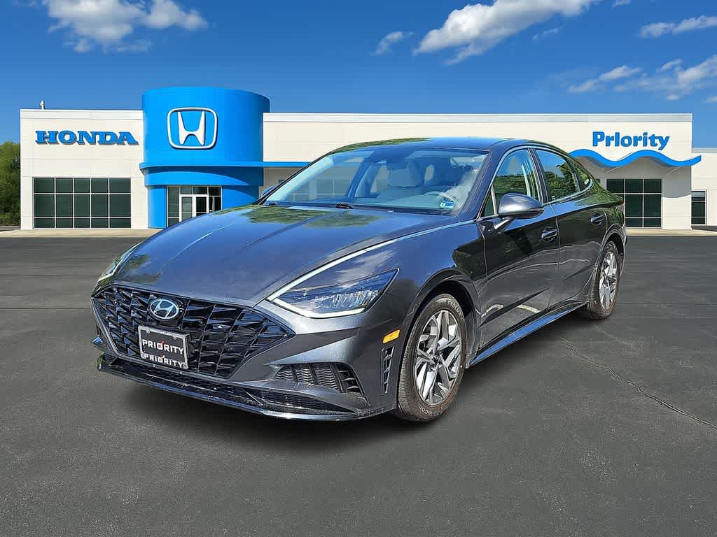 Thumbnail: 2023 Hyundai Sonata - 1