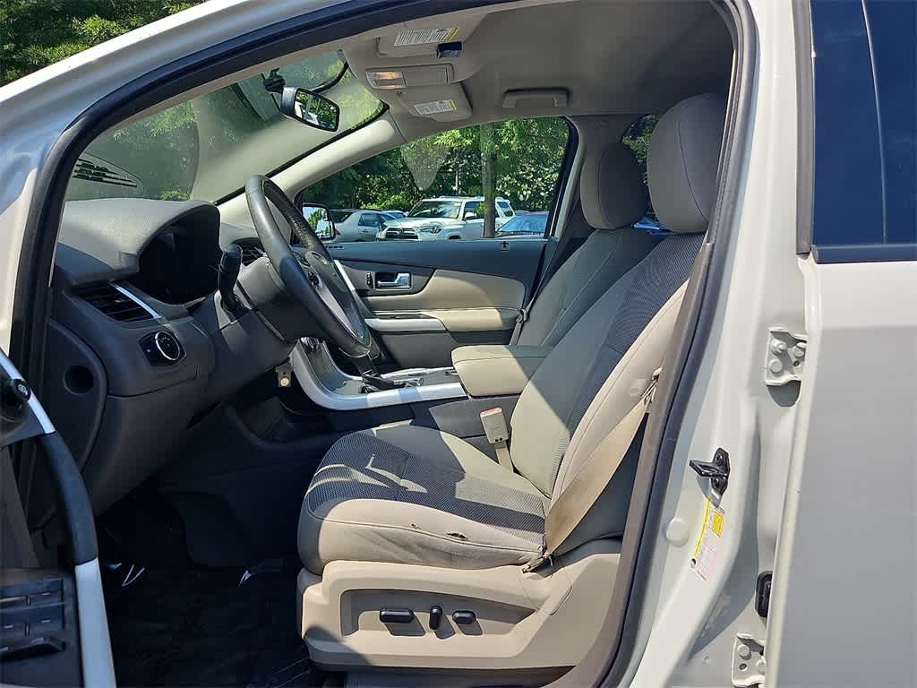 Thumbnail: 2013 Ford Edge - 13