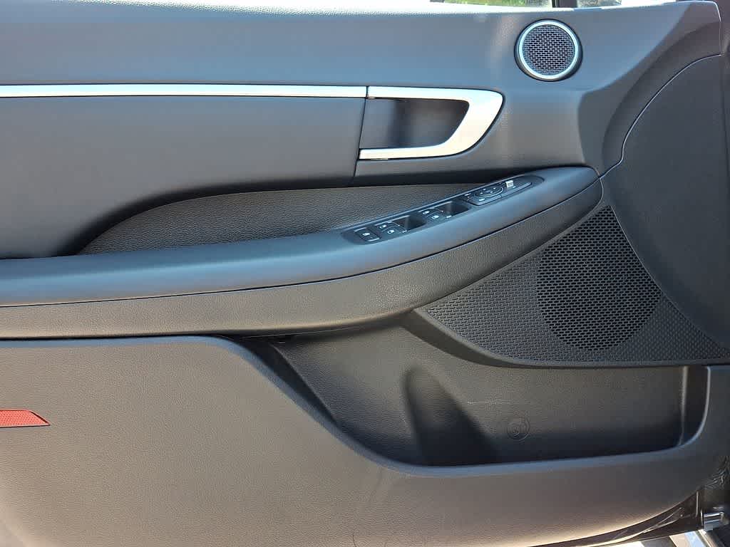 Thumbnail: 2025 Hyundai Sonata - 12